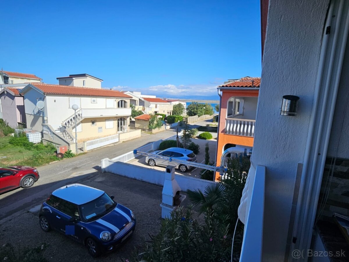 Dvojizbový apartmán 70 m od mora, Chorvátsko ostrov VIR