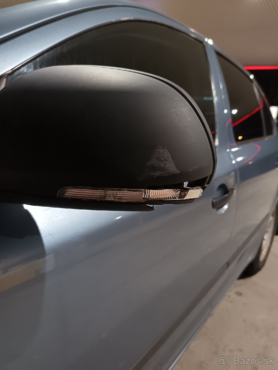 Predám motorček spätného zrkadla škoda Octavia