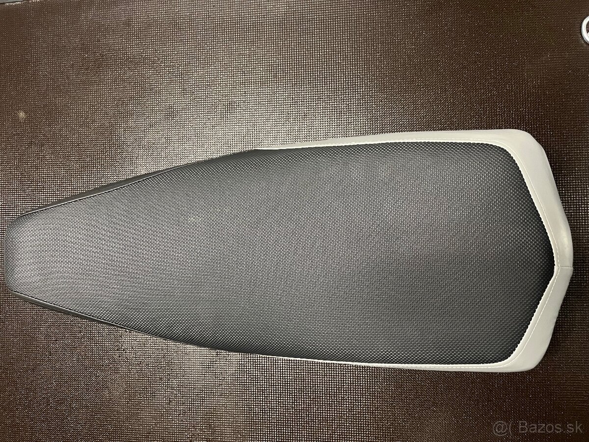 Predám nové sedadlo na štvorkolku ATV