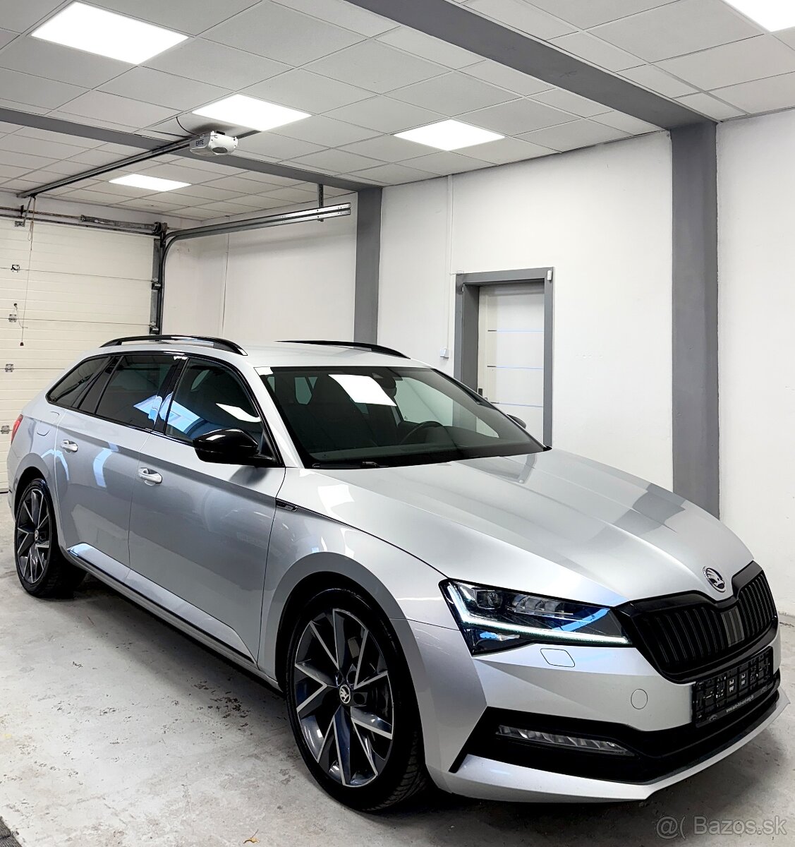 Skoda Superb Sportline 2.0TDI 147Kw 4x4 Black Packet/Matrix