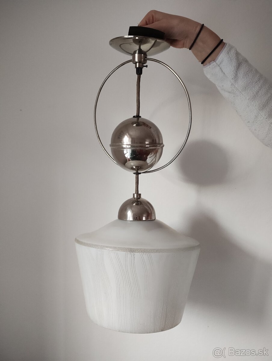 Prodám RETRO starožitný krásný zachovalý lustr z 50 let