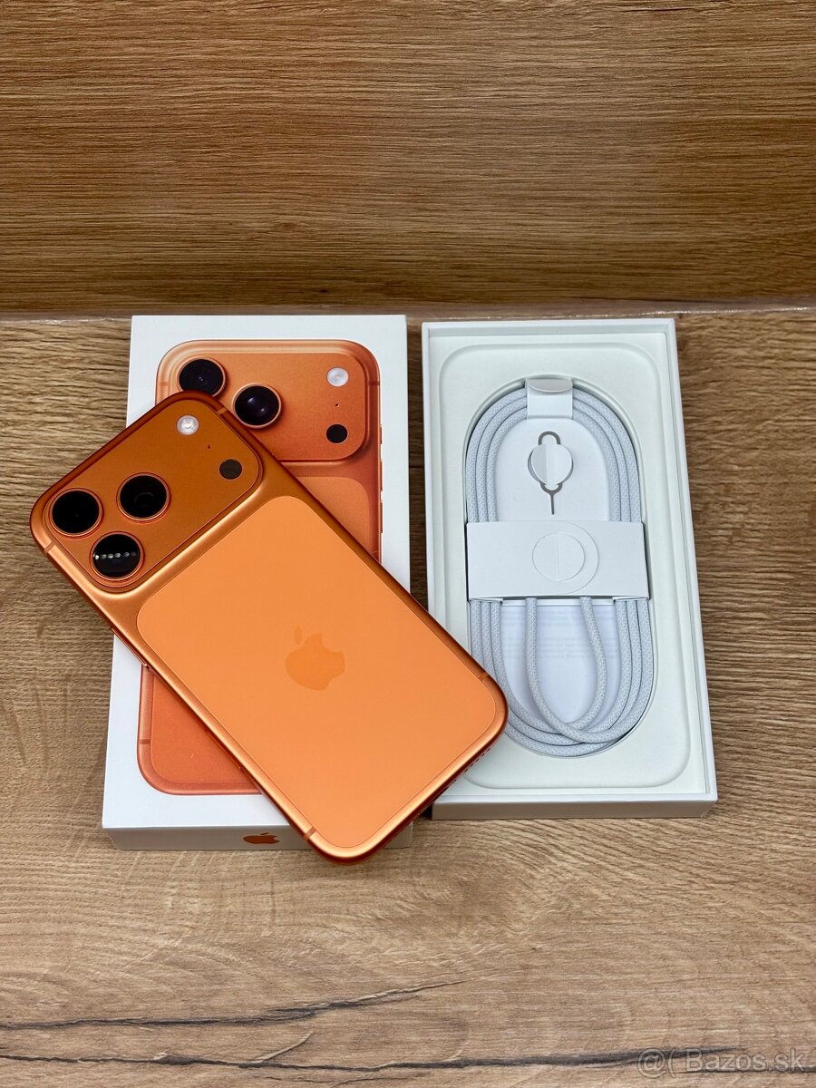 iPhone 17 Pro 256GB Cosmic Orange