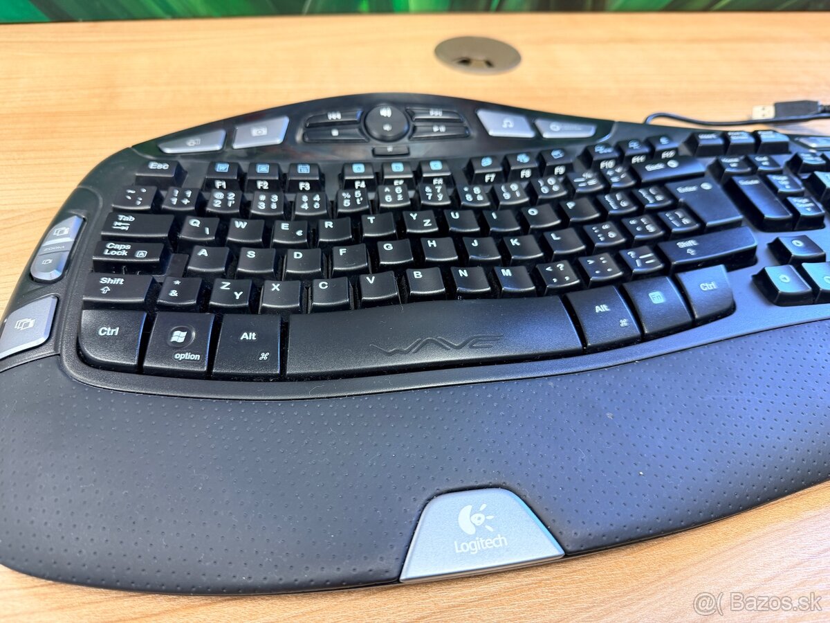 Klávesnica Logitech Wave
