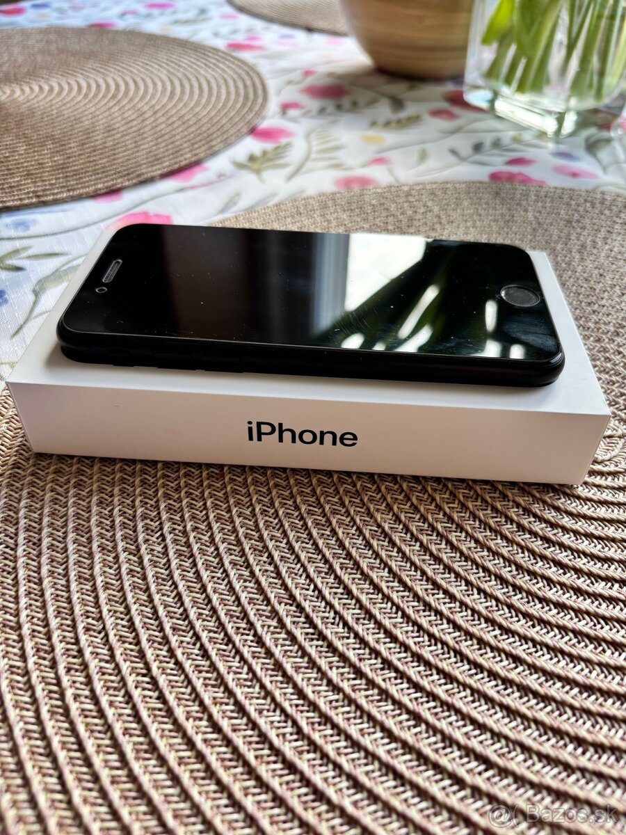 Iphone se 2020 64GB