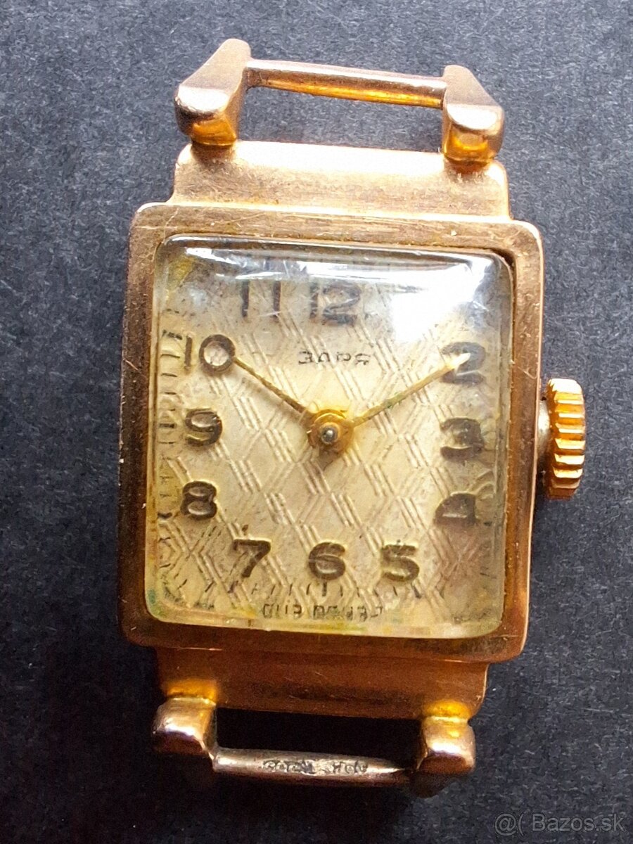 Staré náramkové hodiny