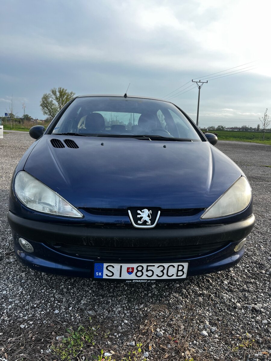 Peugeot 206