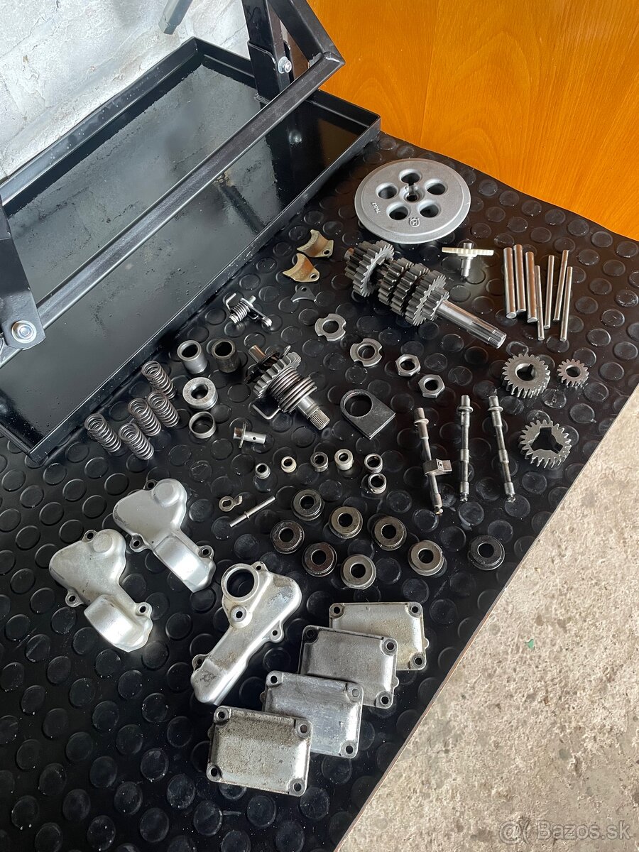 motorové díly husqvarna