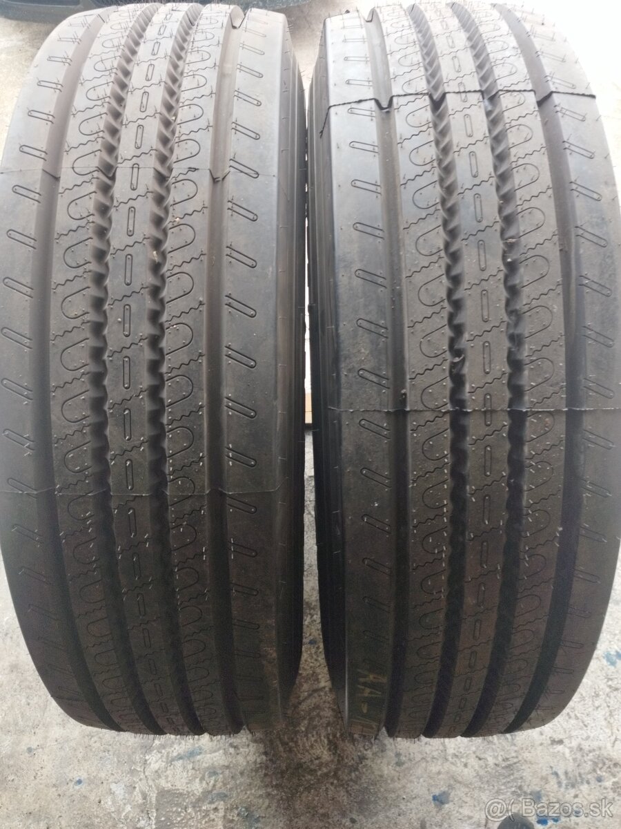295/80 R22,5