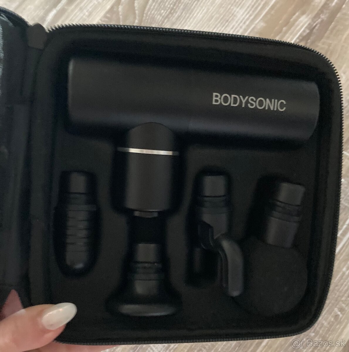 Bodysonic masážna pištol