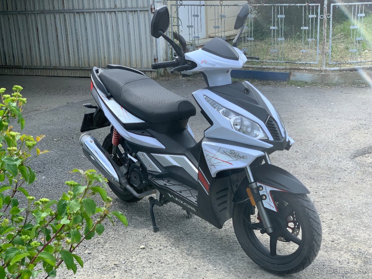 Predam skuter 125
