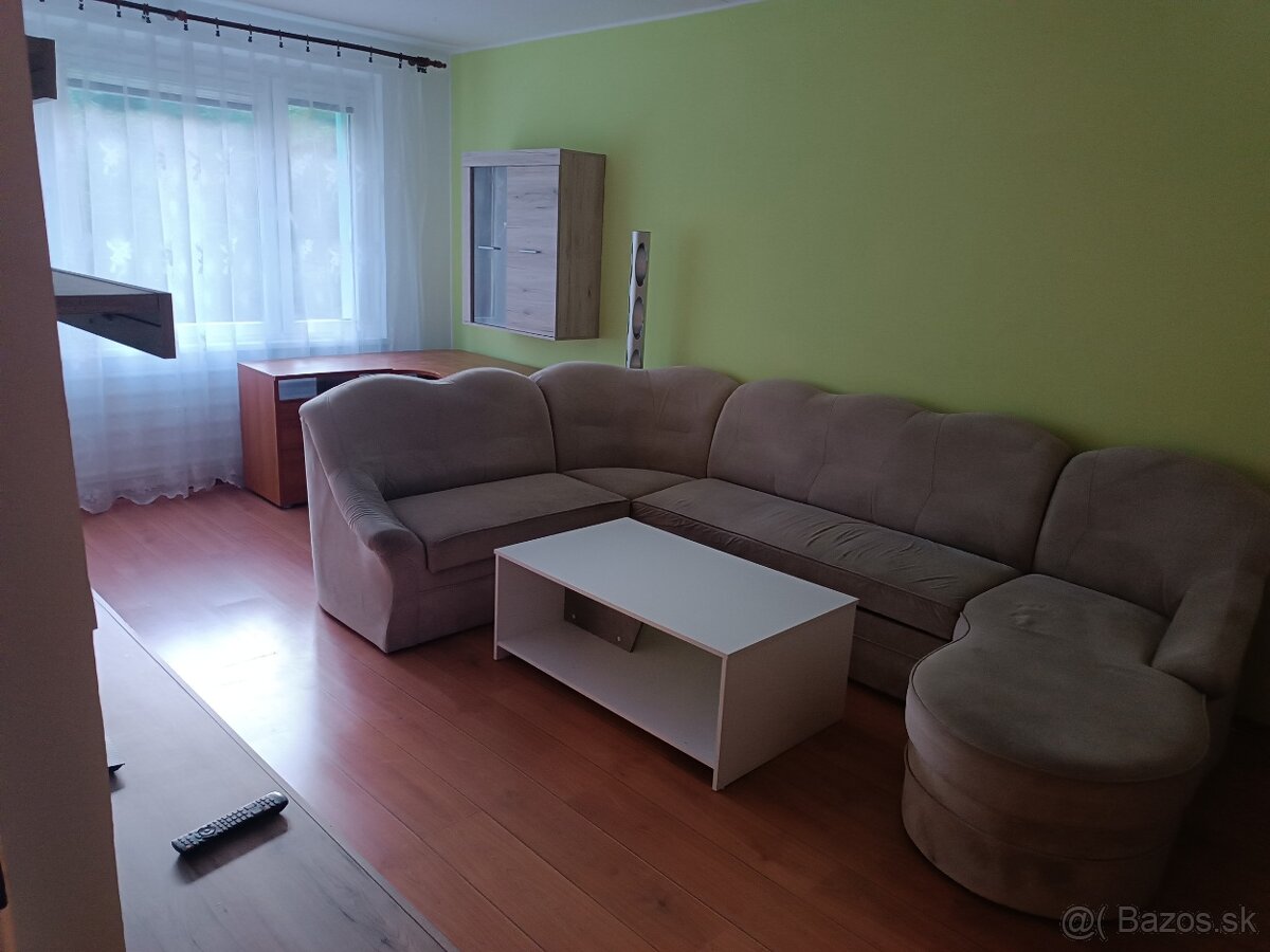 Prenájom dvojiz. bytu v Banskej Bystrici v časti Radvaň