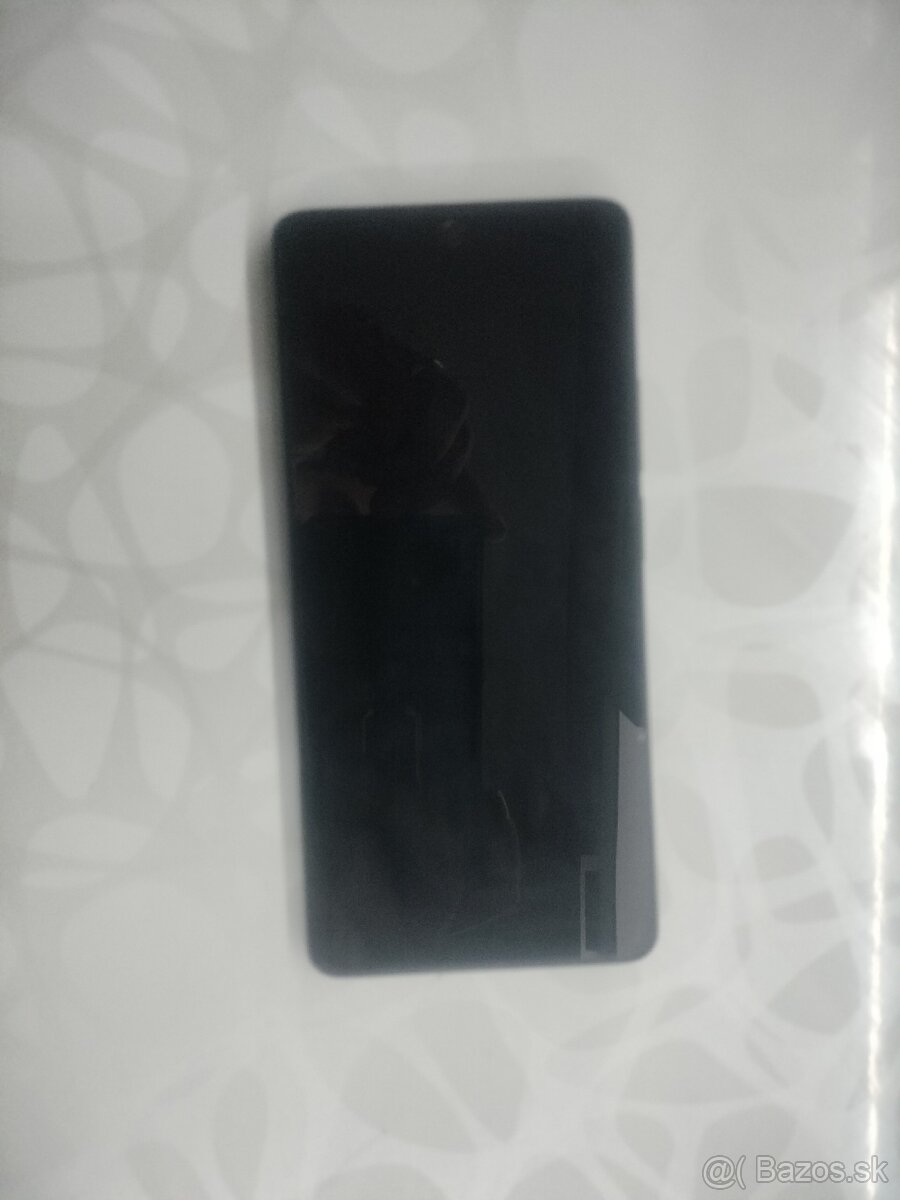 Predám Xiaomi 11T Pro na náhradné diely.