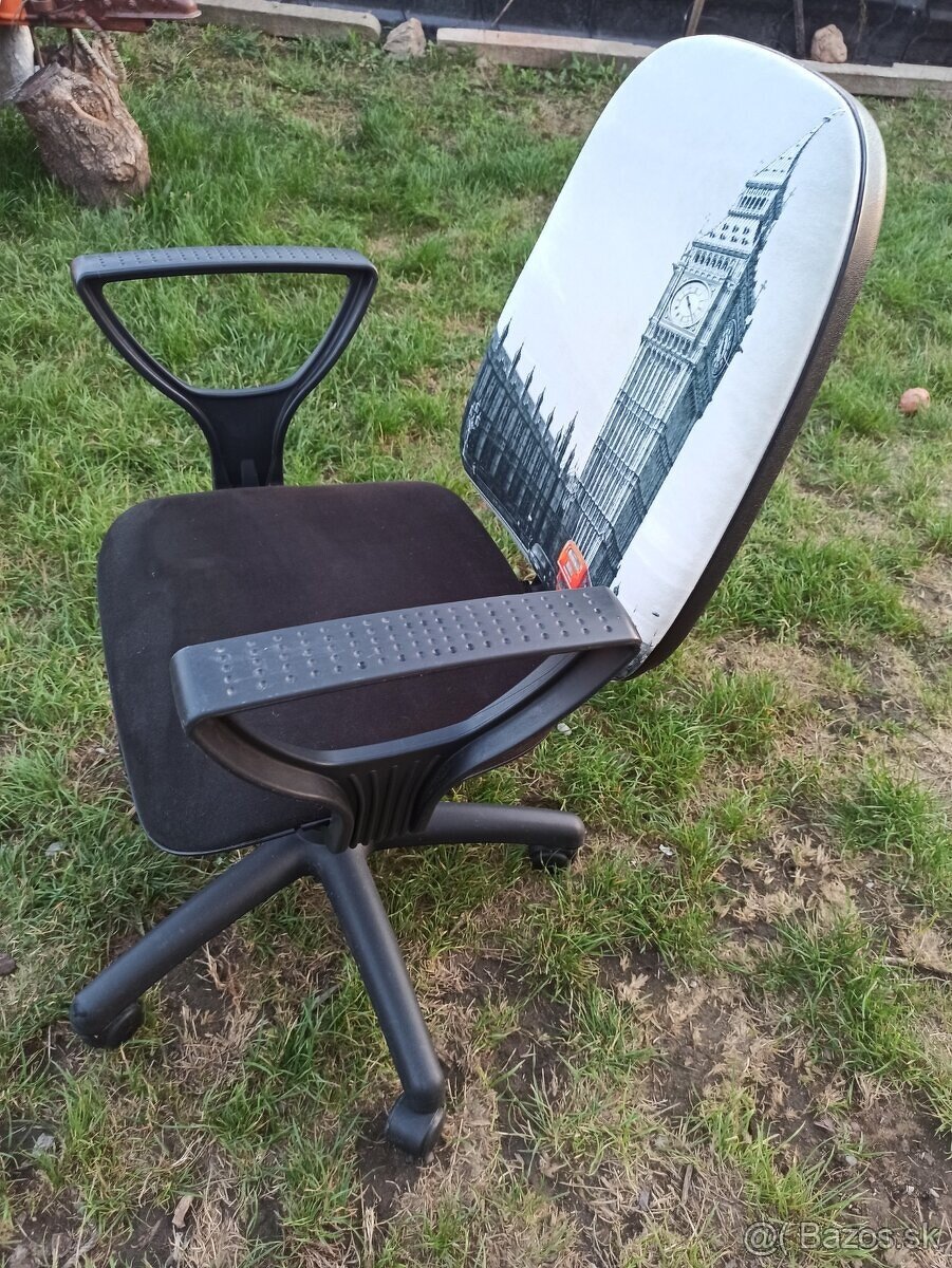 Stolička detská k stolíku