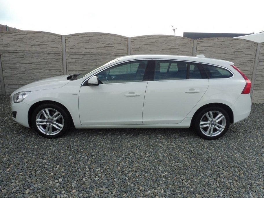 Volvo V60 2.0D3 V5 135PS AUT EXTRA