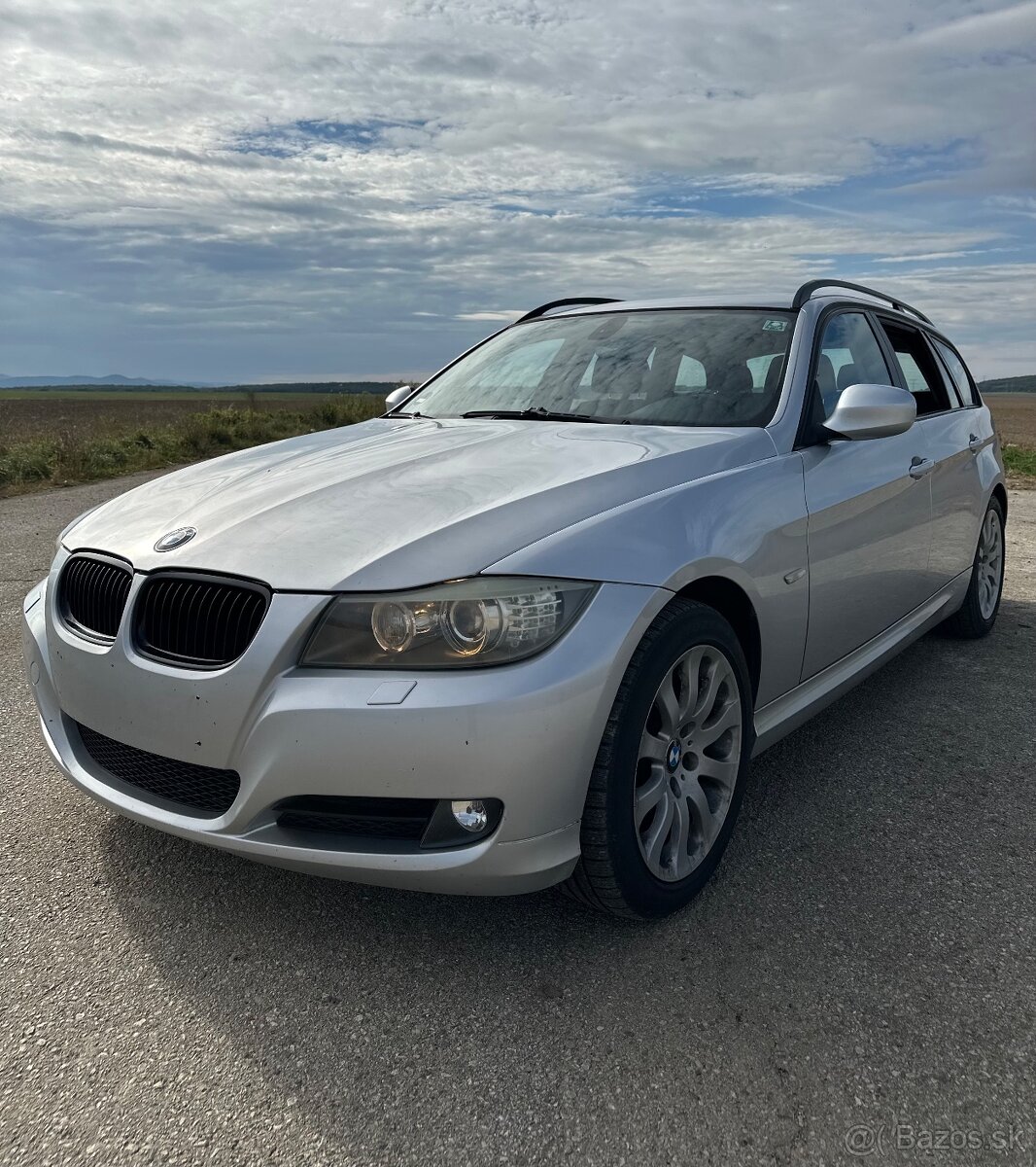 BMW 318i E91 Facelift