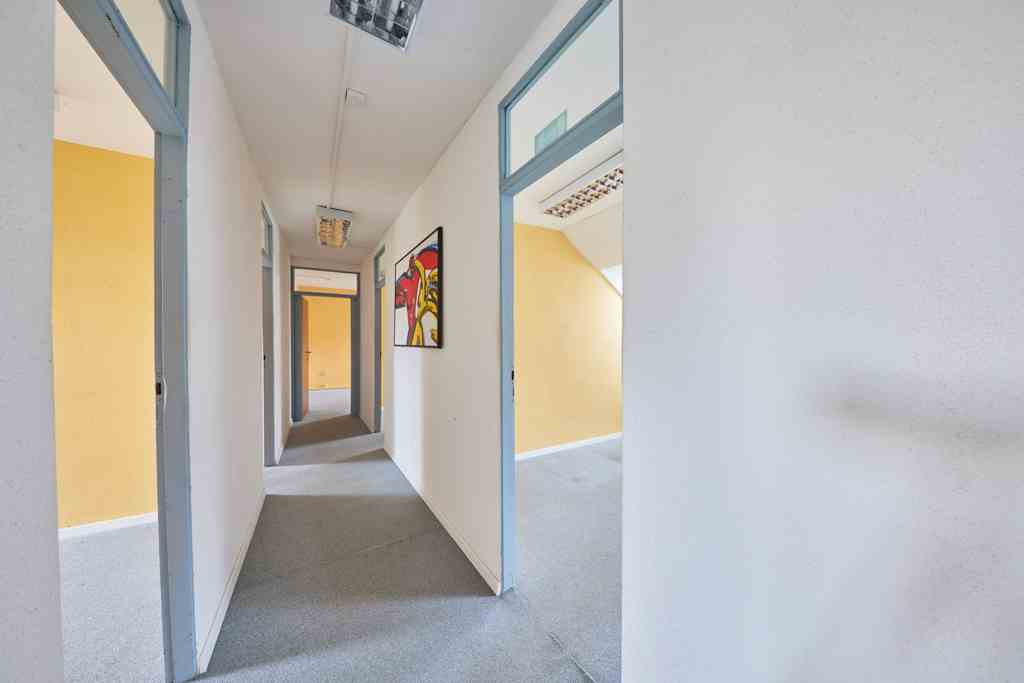 Prenájom administratívnych priestorov,132 m2 - vlastná kuchy