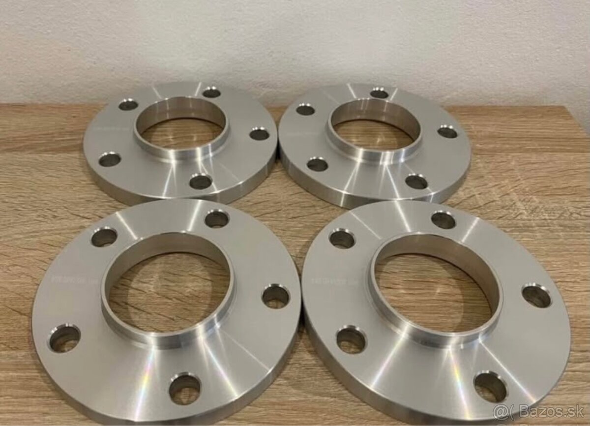Rozširovacie podložky BMW 5x120 74,1/72,6 zmena stred. diery
