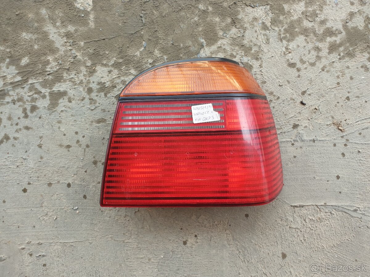 Pravé zadné svetlo • VW Golf 3 hatchback