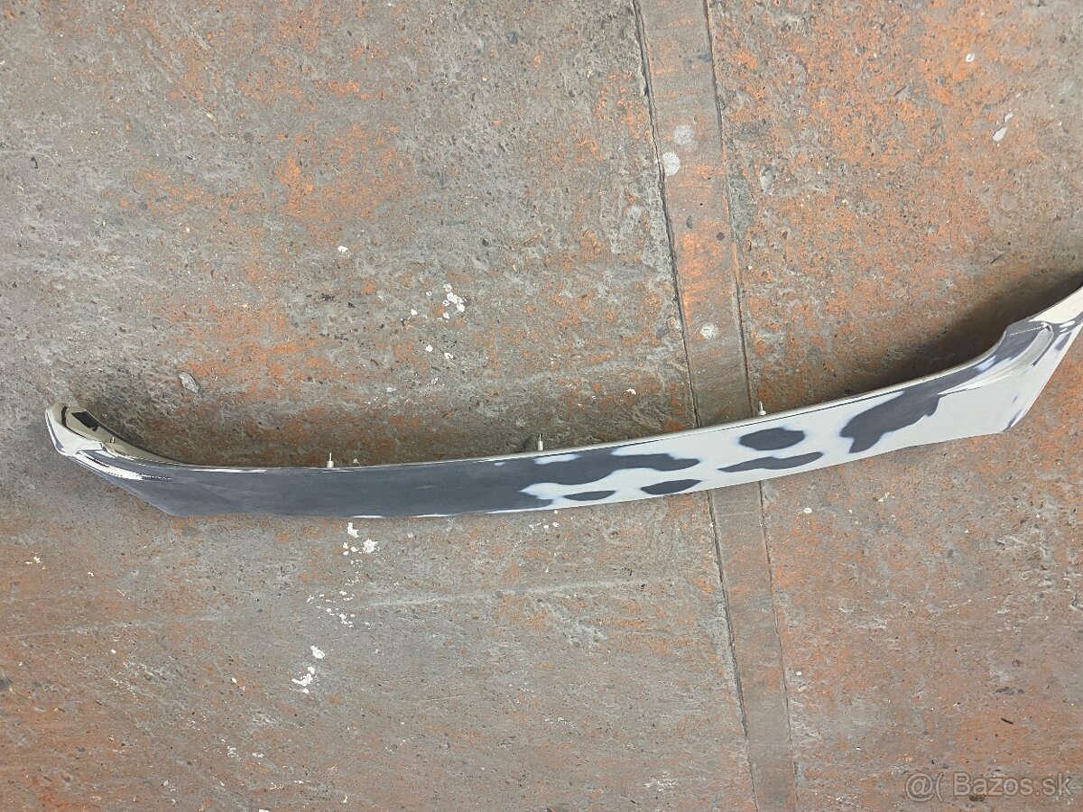 Hyundai Santafe 3 zadny spojler