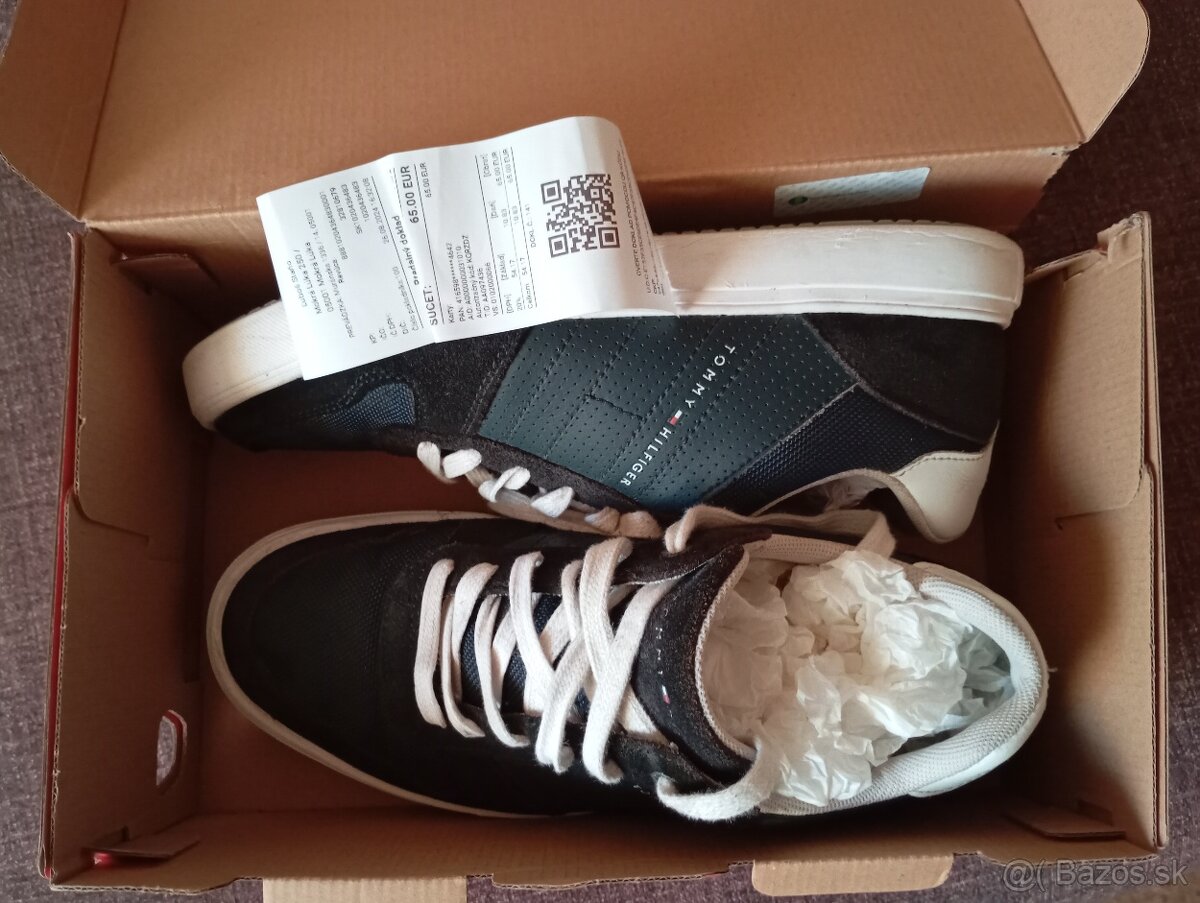 Tommy Hilfiger Moon 4