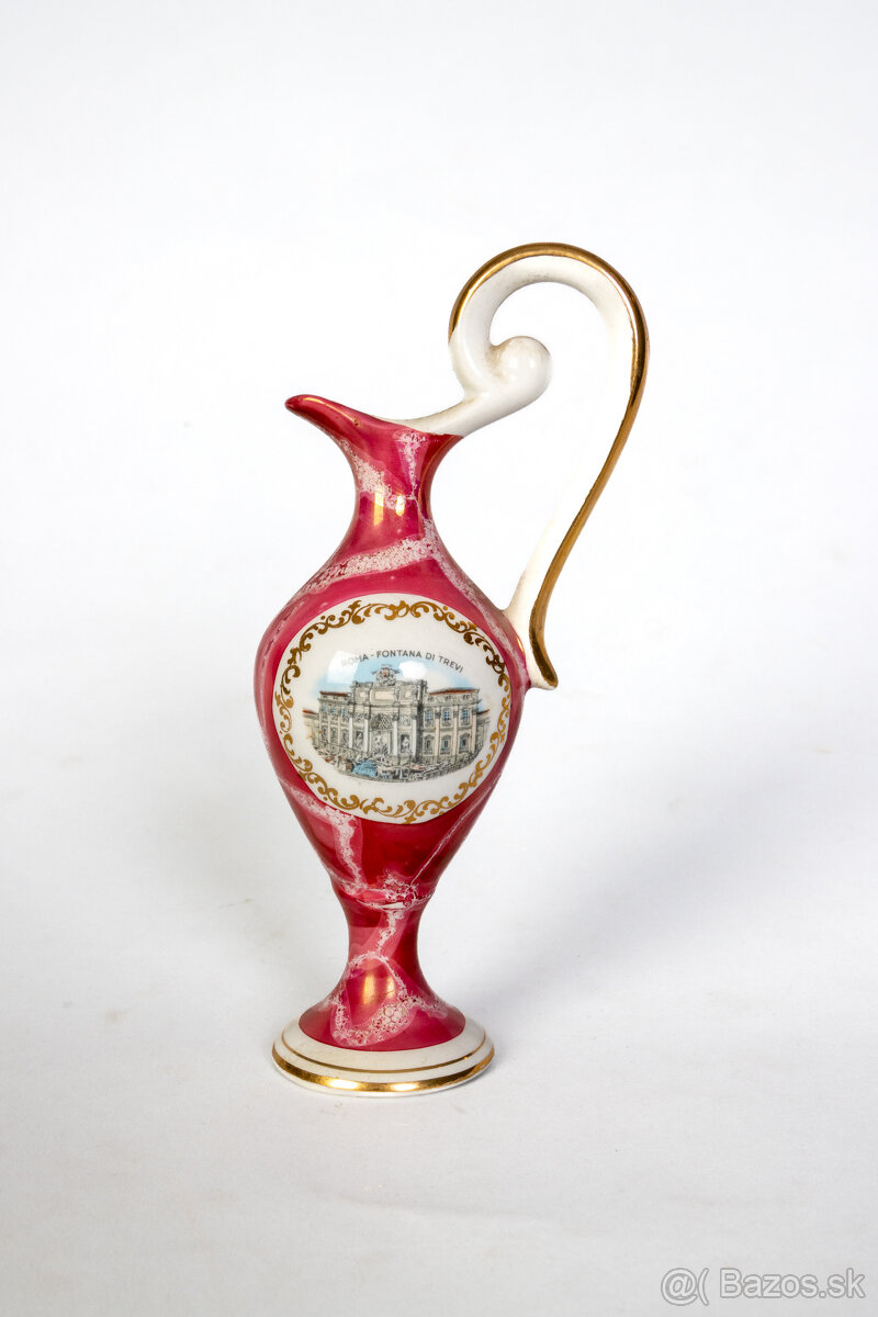 Starožitný dekoračný džbánik s motívom Ríma