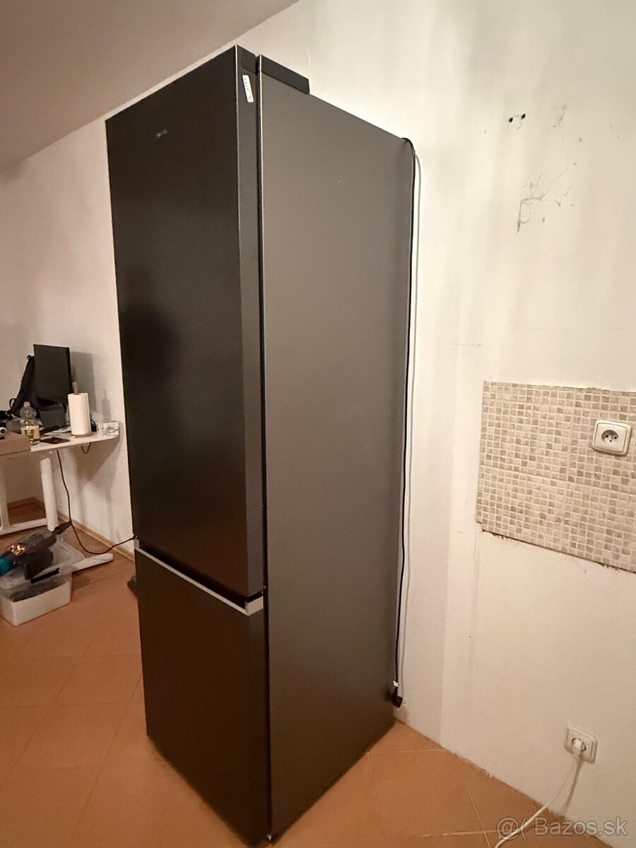 Kombinovaná Chladnička Samsung