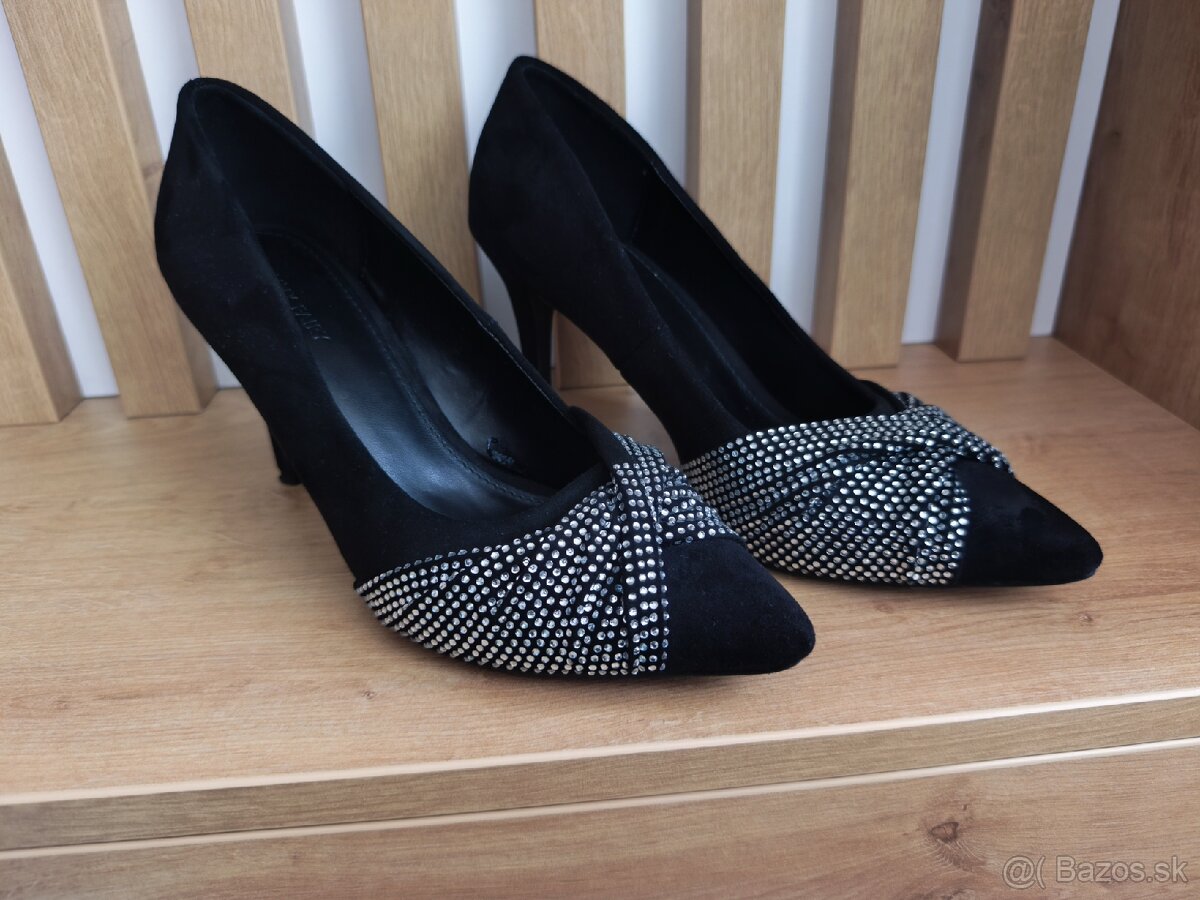 Dámske elegantné topánky