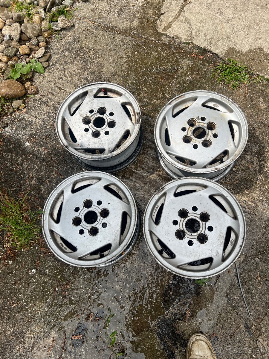 Ford fiesta XR2i disky