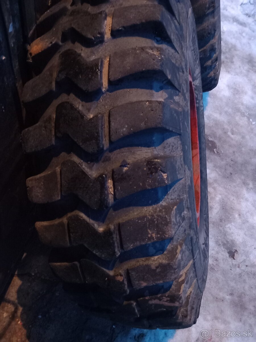 Kolesa na vlecku 10,5-16