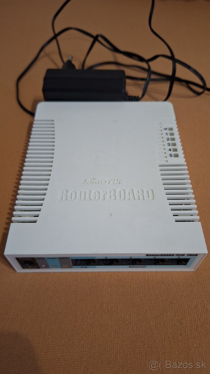 Mikrotik wifi router s usb