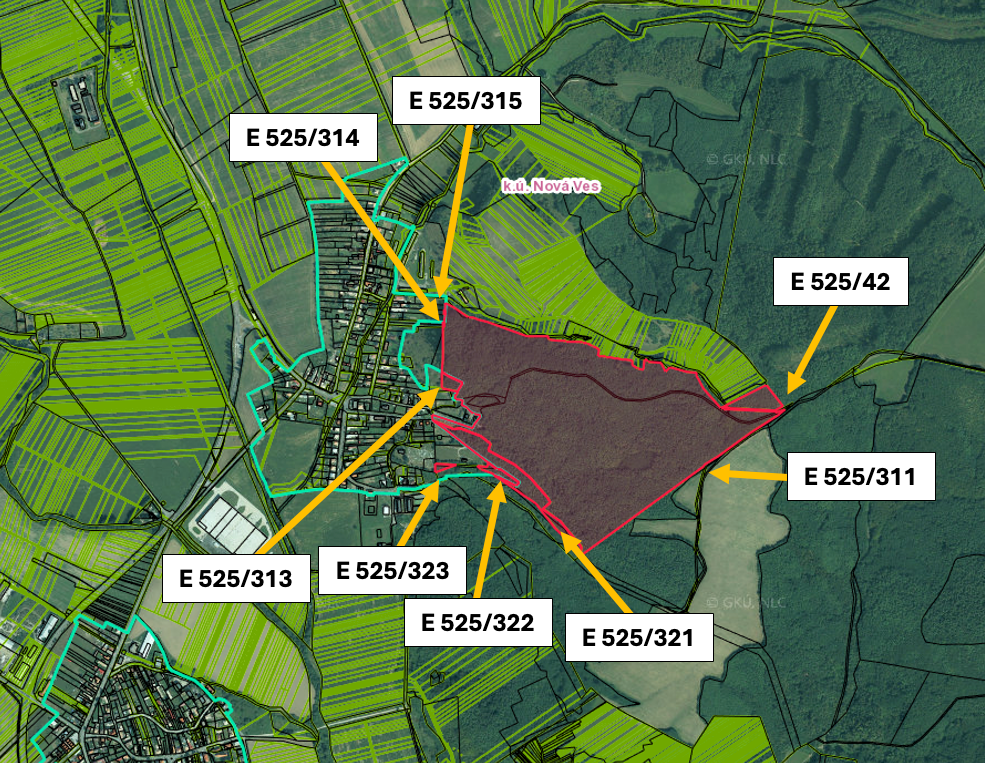 Nová Ves – 900 m2 LESÍK pri obci
