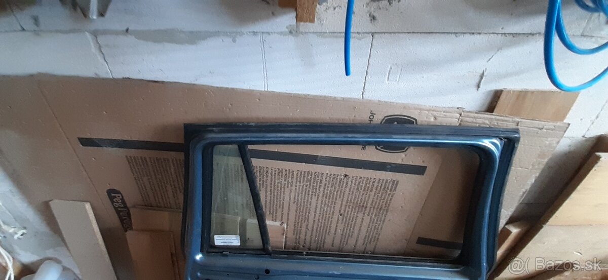 Predám zadne láve dvere oktáva 2 kombi