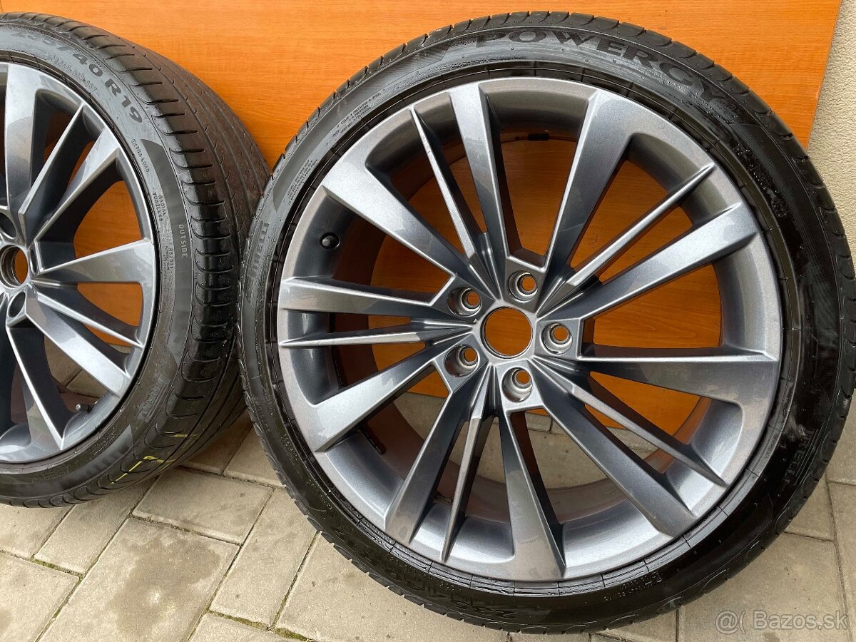 ACAMAR orig.skoda Superb3V 5x112 8j x19 ET 44 VW