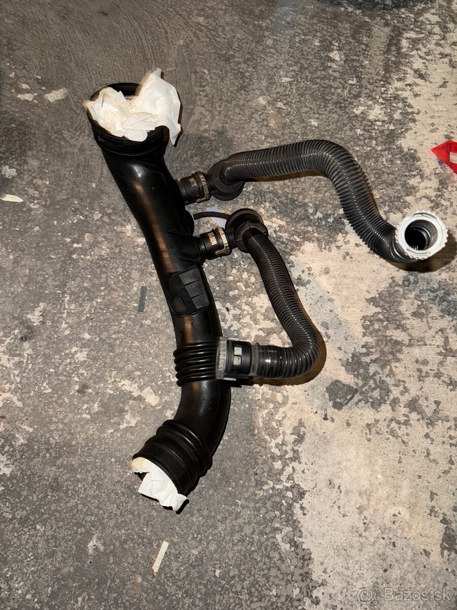 Hadica sania bmw e92/90/91 335i n54