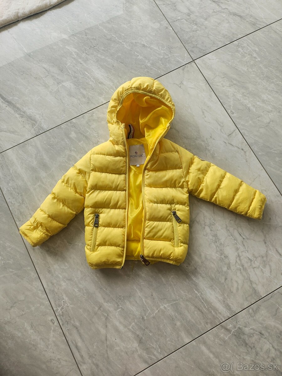 Bunda Moncler 2 roky