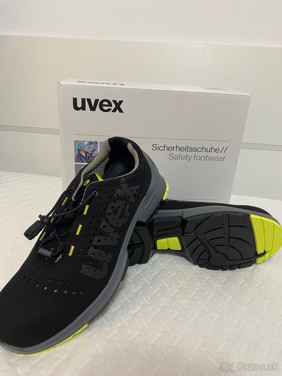 Bezpečnostná obuv s oceľovou špičkou Uvex