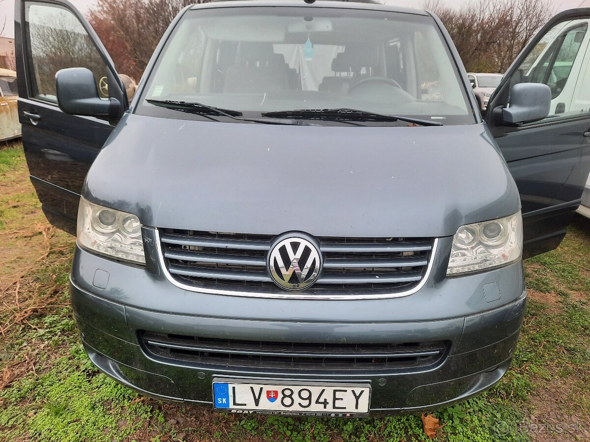 Rozpredam Volkswagen T5 Multivan 128kw farba LD7U DSG