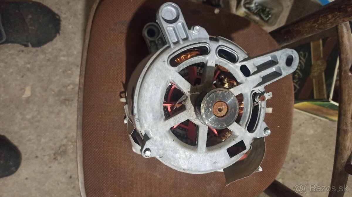 Prredám diely na práčku  Ignis AWV 515