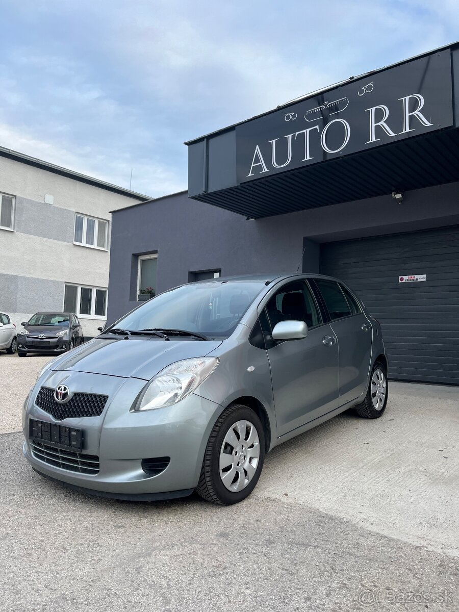 Toyota Yaris 1.3 Benzin = Klíma, 192756km Bez korozie =