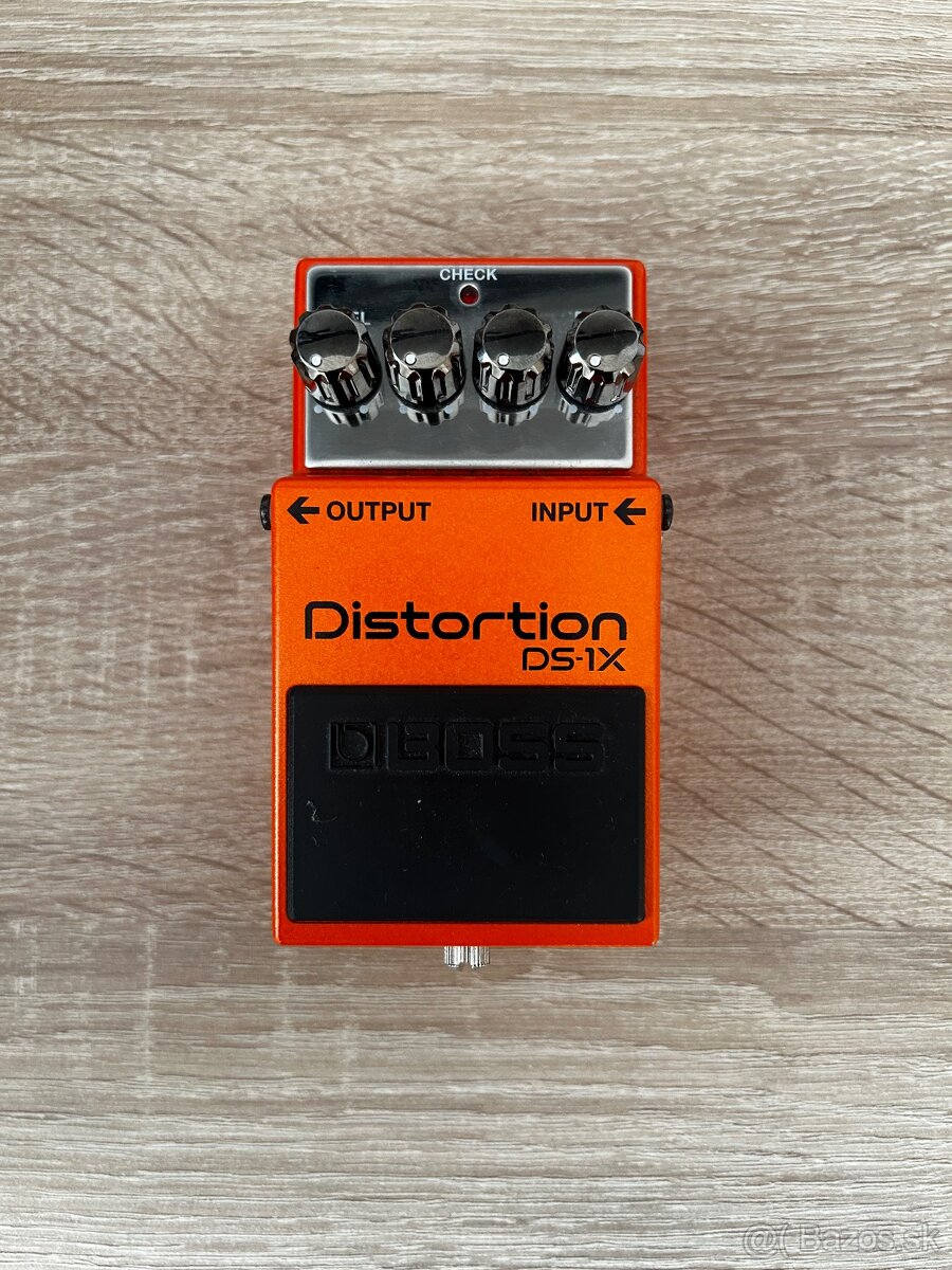 BOSS DS-1X