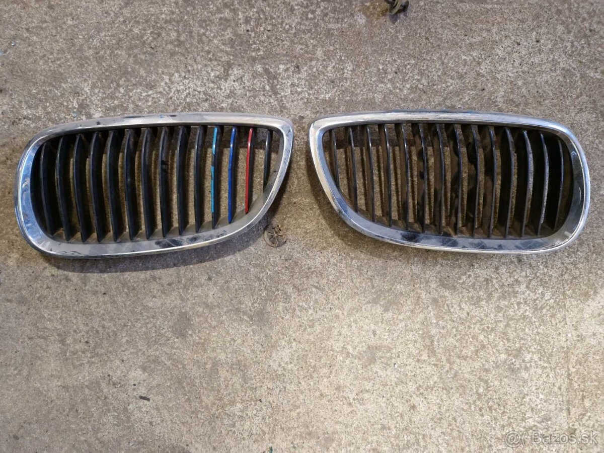 Mriežky nárazníka BMW e90