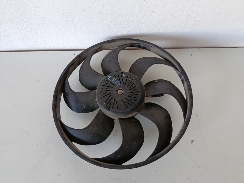 ventilator chladica focus3 5000921 50€