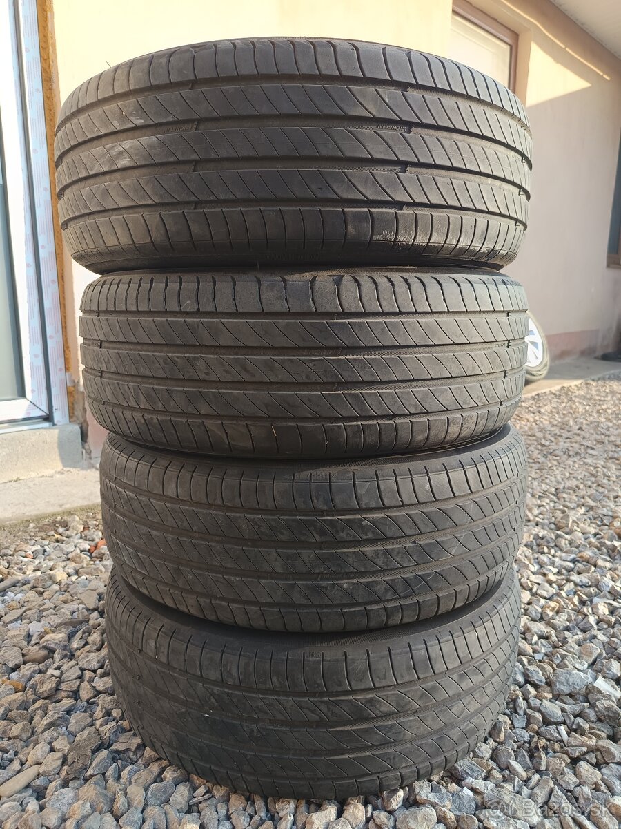 Michelin Primacy 4 205/55 R17