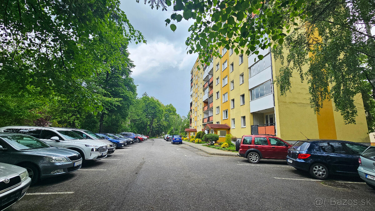 Exkluzívne 5 izbový byt na predaj Giraltovce