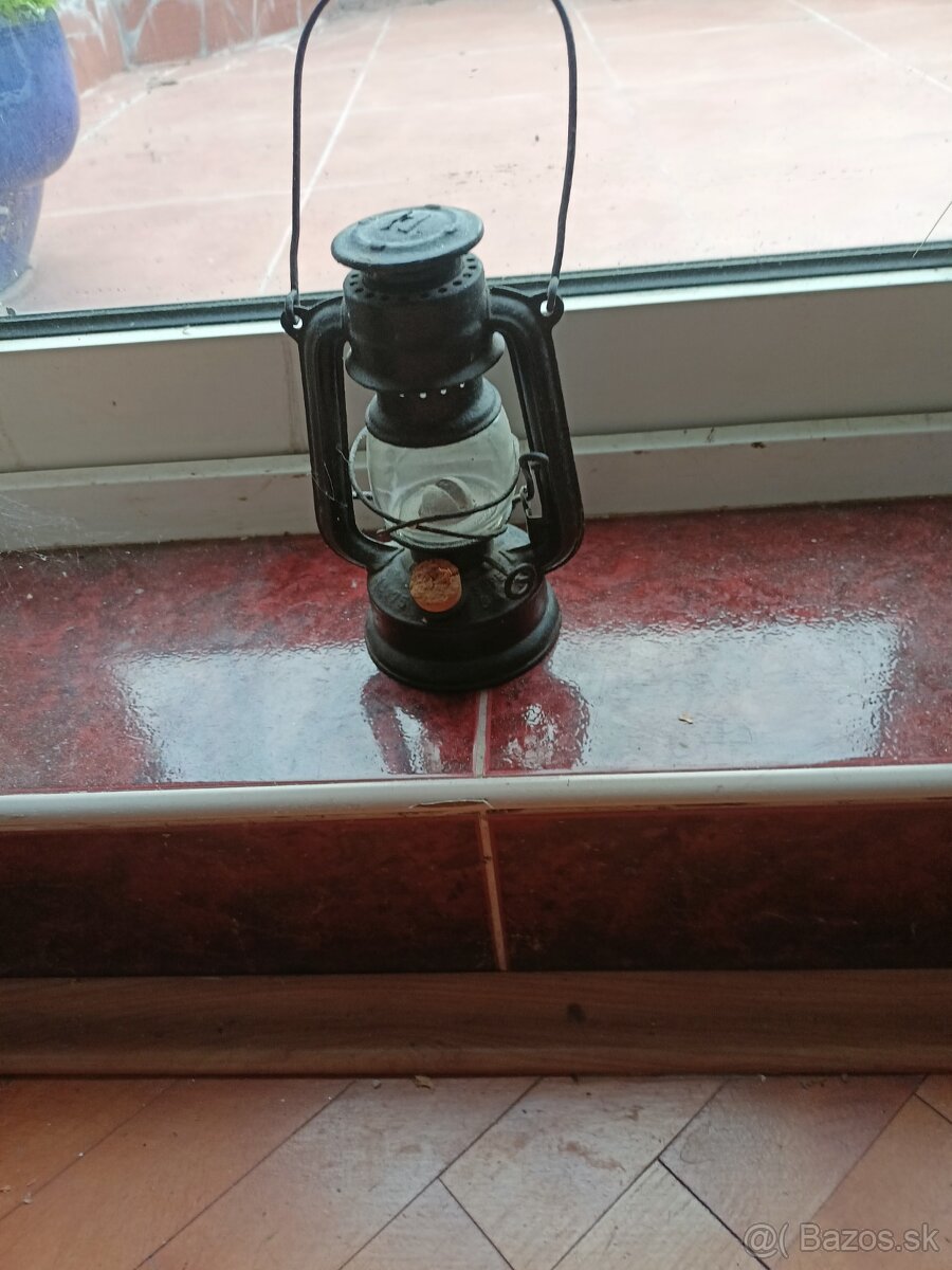 Petrolejová lampa