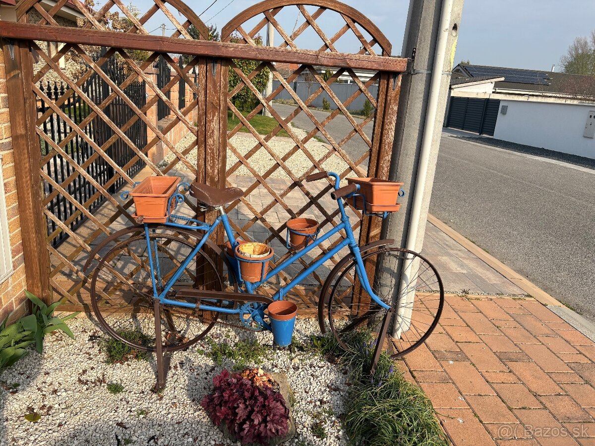 Predam kvetinacovy bicykel