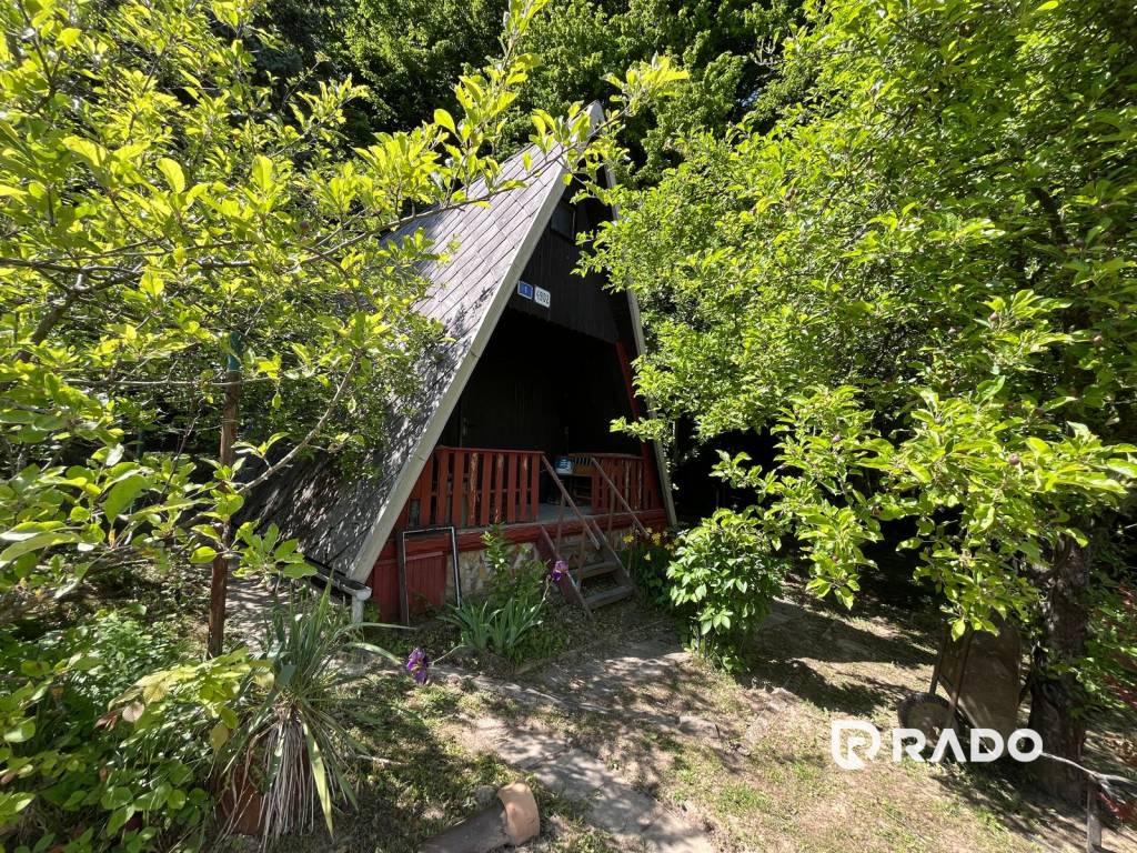 RADO | Predaj pozemku s chatkou 502m2, ZO Za Halalovkou Tren