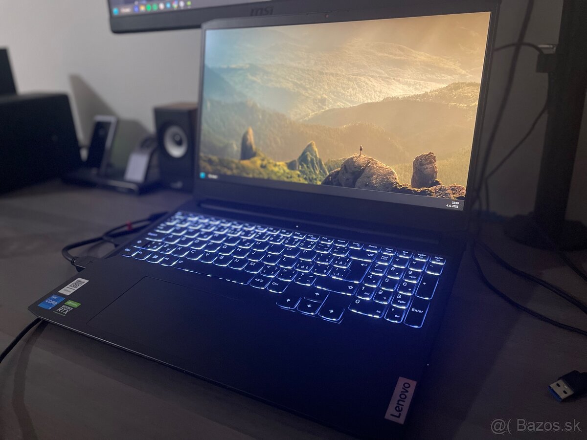 Herný notebook Lenovo Ideapad Gaming 3 15IHU6 15,6”