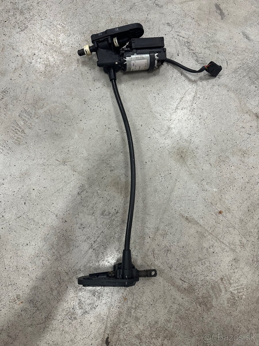 BMW E38/E39 motorcek predných sedačiek