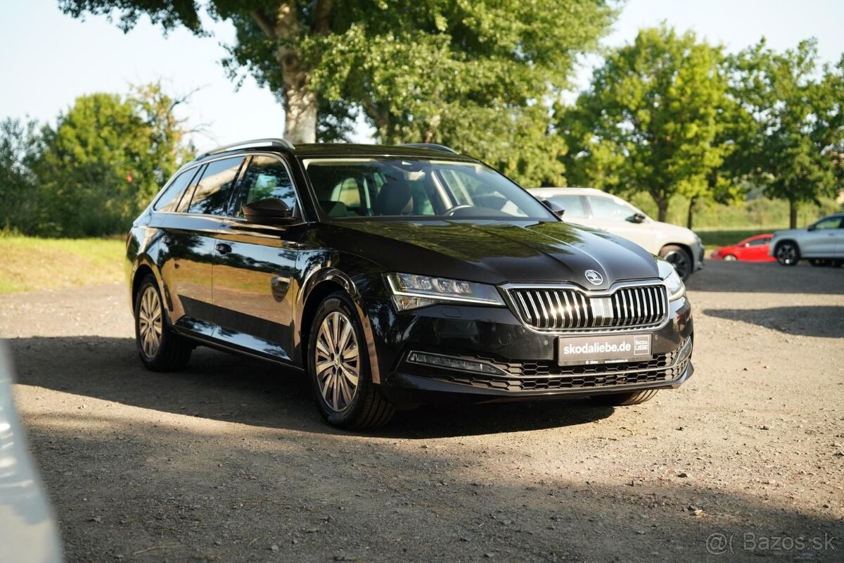 ŠKODA SUPERB COMBI STYLE 2.0 TDI DSG